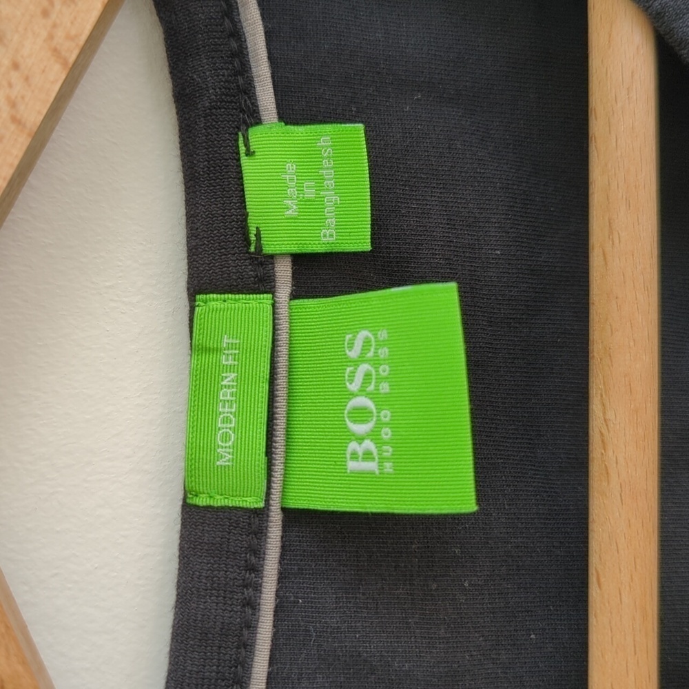 Hugo Boss black basic t-shirt S - Picture 2 of 5